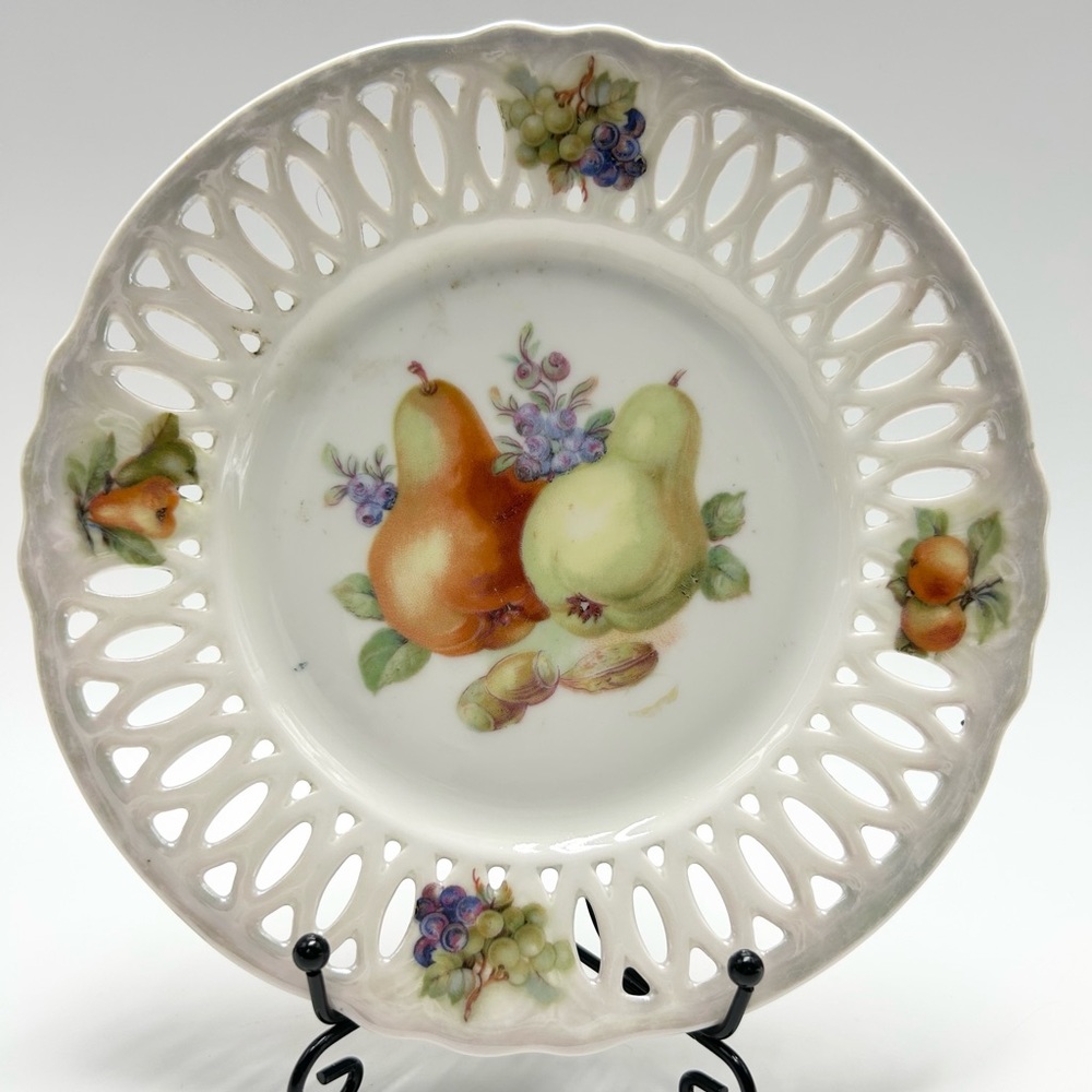 🏰🍊🍐🍇Bavaria - Vintage porcelain plate.
